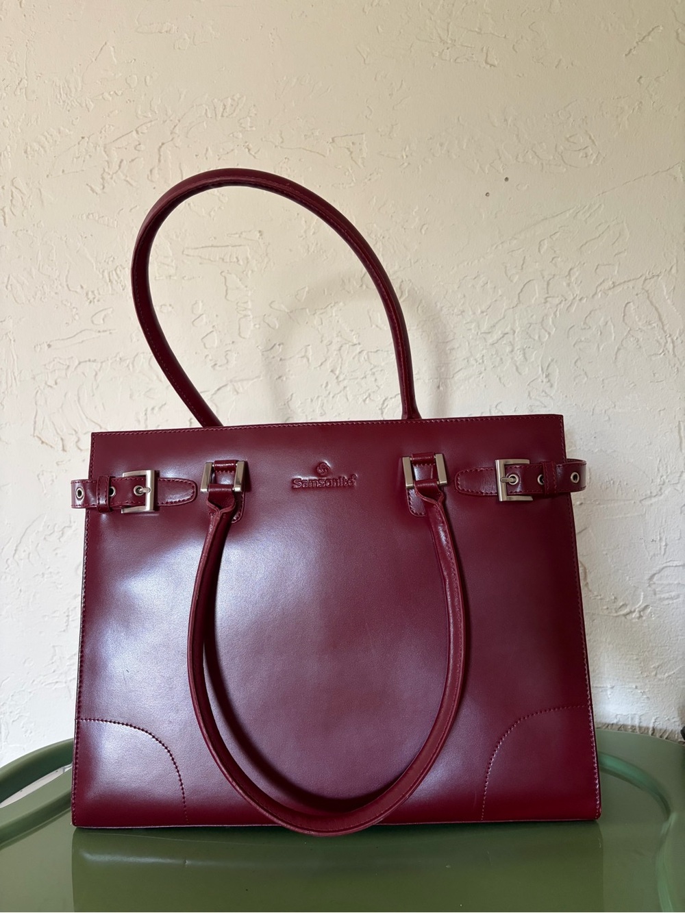 Samsonite Tote Bag in Burgundy